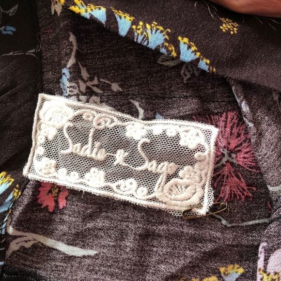 Sadie & Sage Wide Leg pants size S. NWOT Floral - Picture 5 of 6